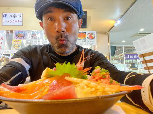 日本海とお別れになる前の海鮮丼
