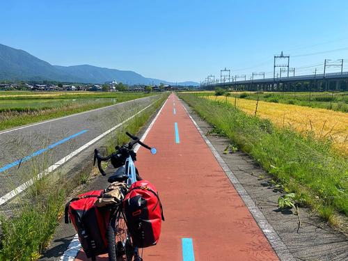 各所にサイクリングロードがあるので走りやすかった