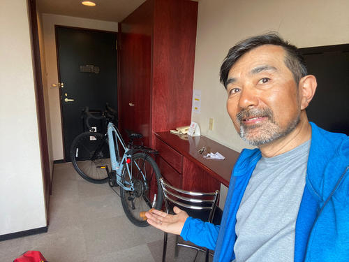 自転車を部屋の中へ持ち込むことを許可してくれた中野市のビジネスホテル
