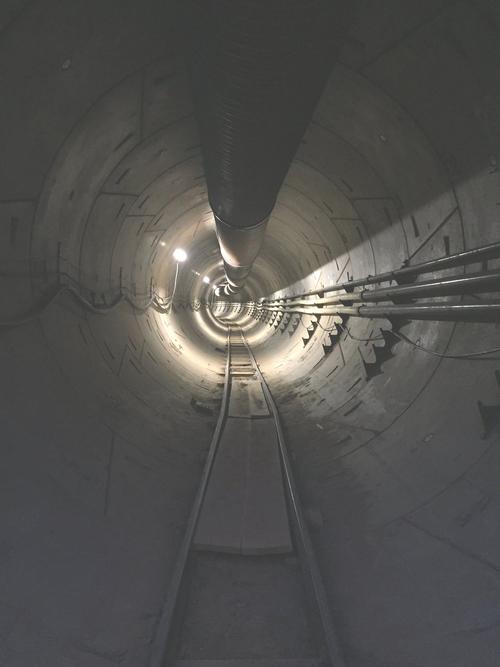 地下トンネルの様子（写真はボーリング・カンパニーの公式ＨＰより）