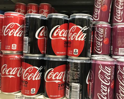 近い将来、普通のコーラに混ざってCBD入りコーラが店頭に並ぶ日が来るかもしれません