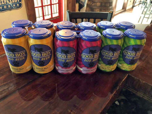 グッド・ボーイ・ドッグ・ビアは缶入りで、見た目は本物のビールそっくりなので、ビール好きな愛犬家には人気があります（写真は公式フェイスブックより）