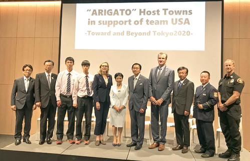 LAで行われた「復興ありがとうホストタウン」のイベントに出席した関係者たち