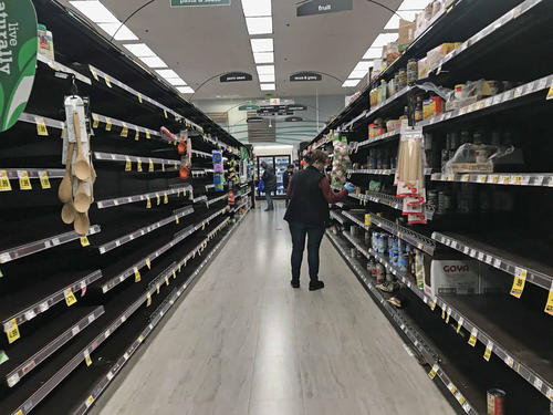 東日本大震災はアメリカにいて経験していない筆者にとってこれほどまでに物がないスーパーは衝撃的でした
