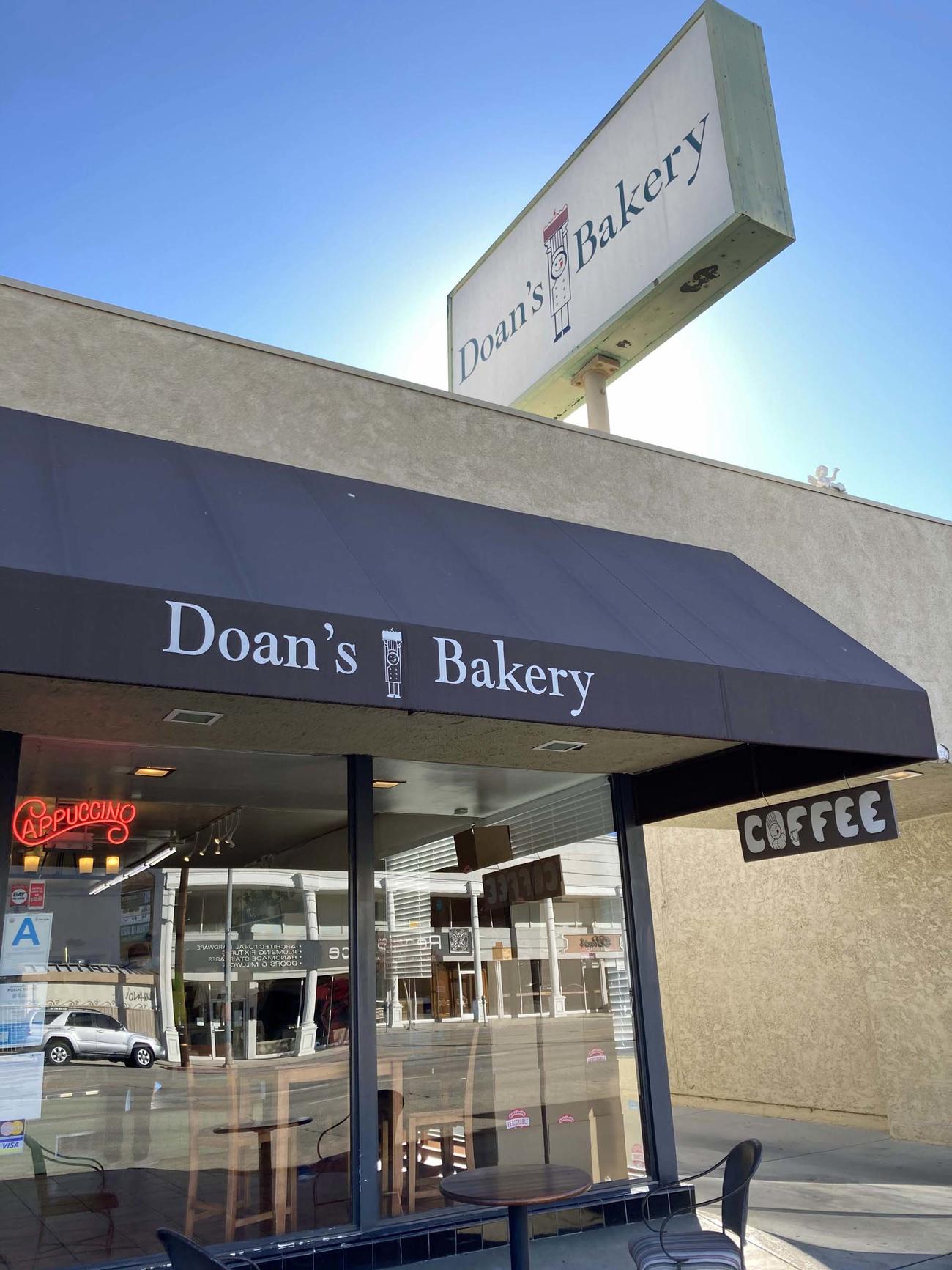 ドアンズ・ベーカリーは家族経営の小さなお店