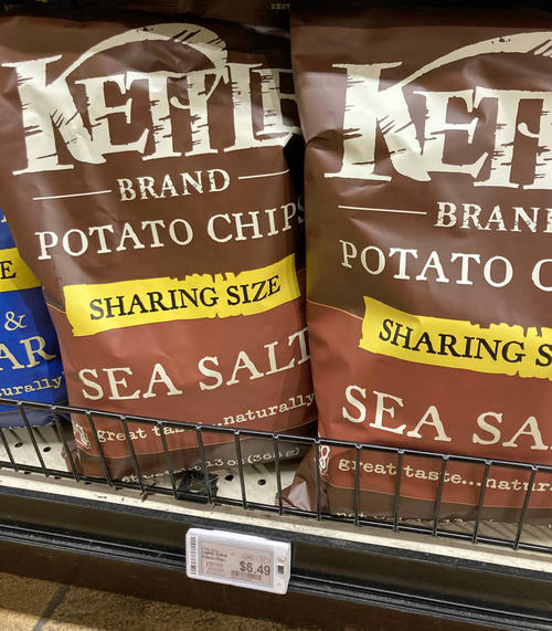 記憶では3ドル台だったはずのポテトチップスが6ドル50セントに