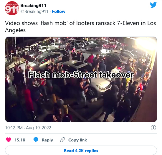 セブン・イレブンに100人の群衆が押し入った監視カメラの映像はツイッターでも拡散されて話題に