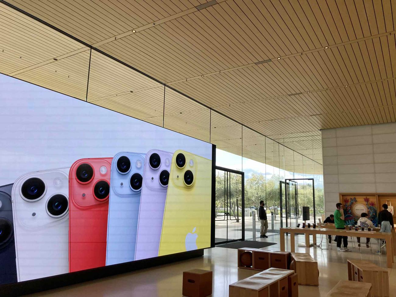 iPhoneは一般庶民には手が届かない高級品となる可能性も