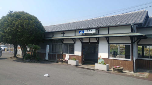 ＜7＞帯解駅も櫟本駅と同じ年の木造駅舎
