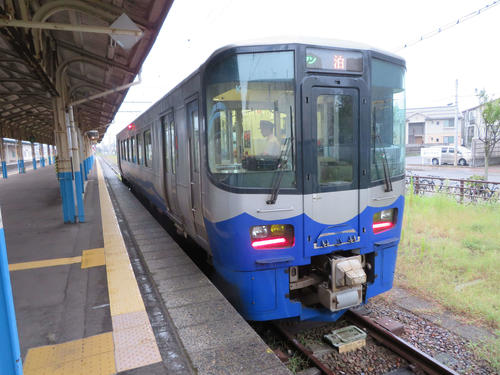 〈1〉日本海ひすいラインとなって投入された新型車両
