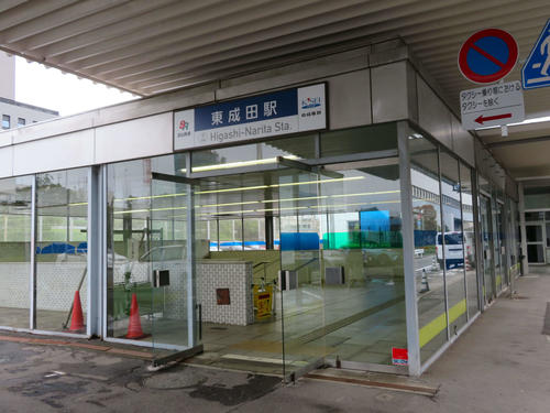 （10）地上に出るとターミナル駅の雰囲気が残っている