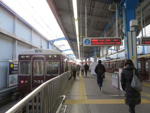 〈6〉現在の伊丹駅のホーム