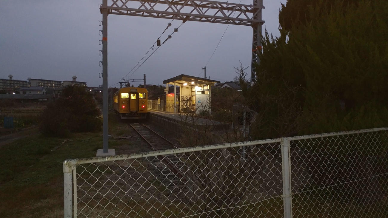 〈5〉夜の長門本山駅