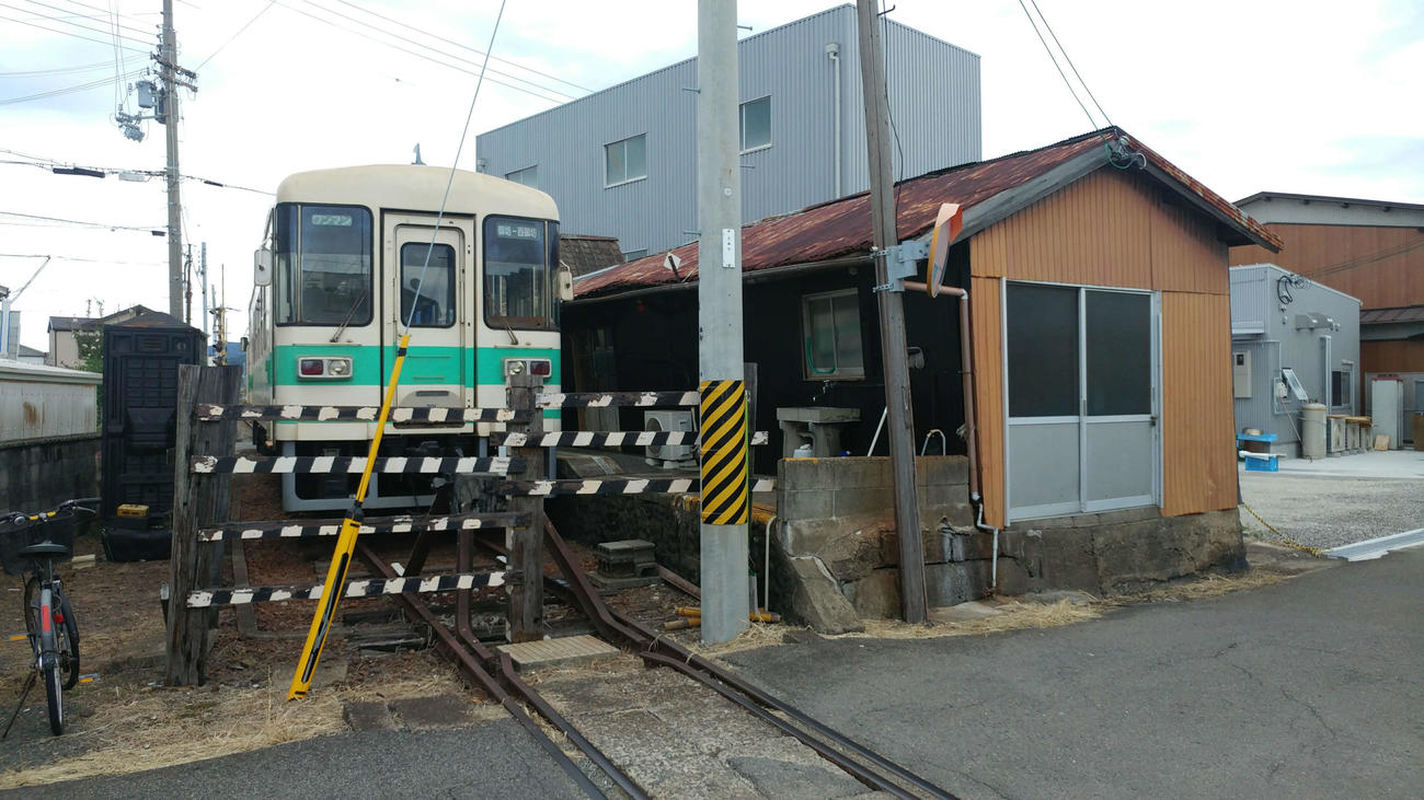 〈10〉突然の終点となる西御坊駅