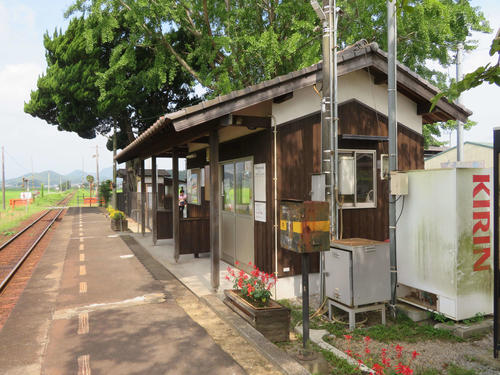 〈4〉網引駅のホーム