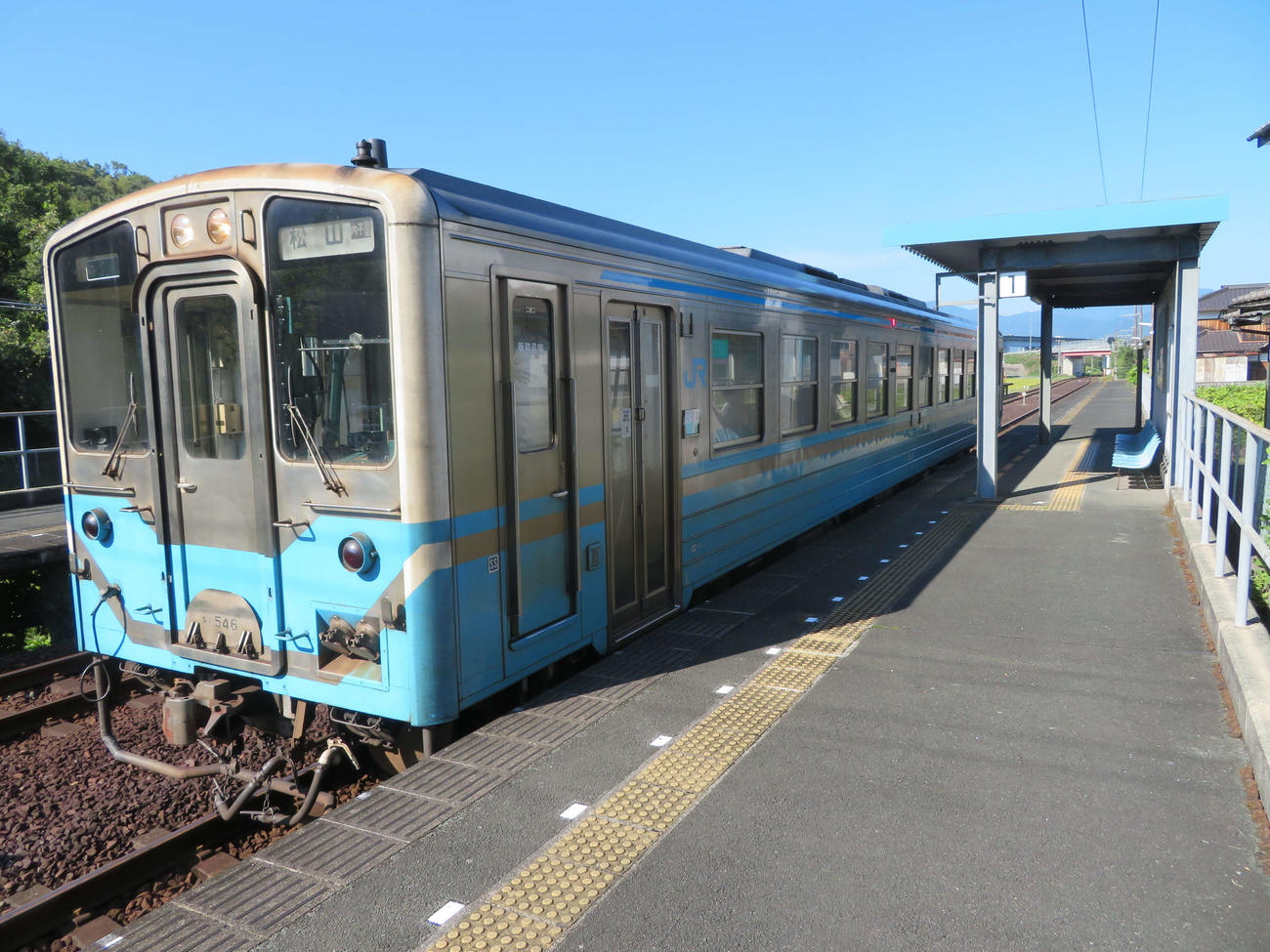 〈7〉新谷駅には普通列車しか停車しない