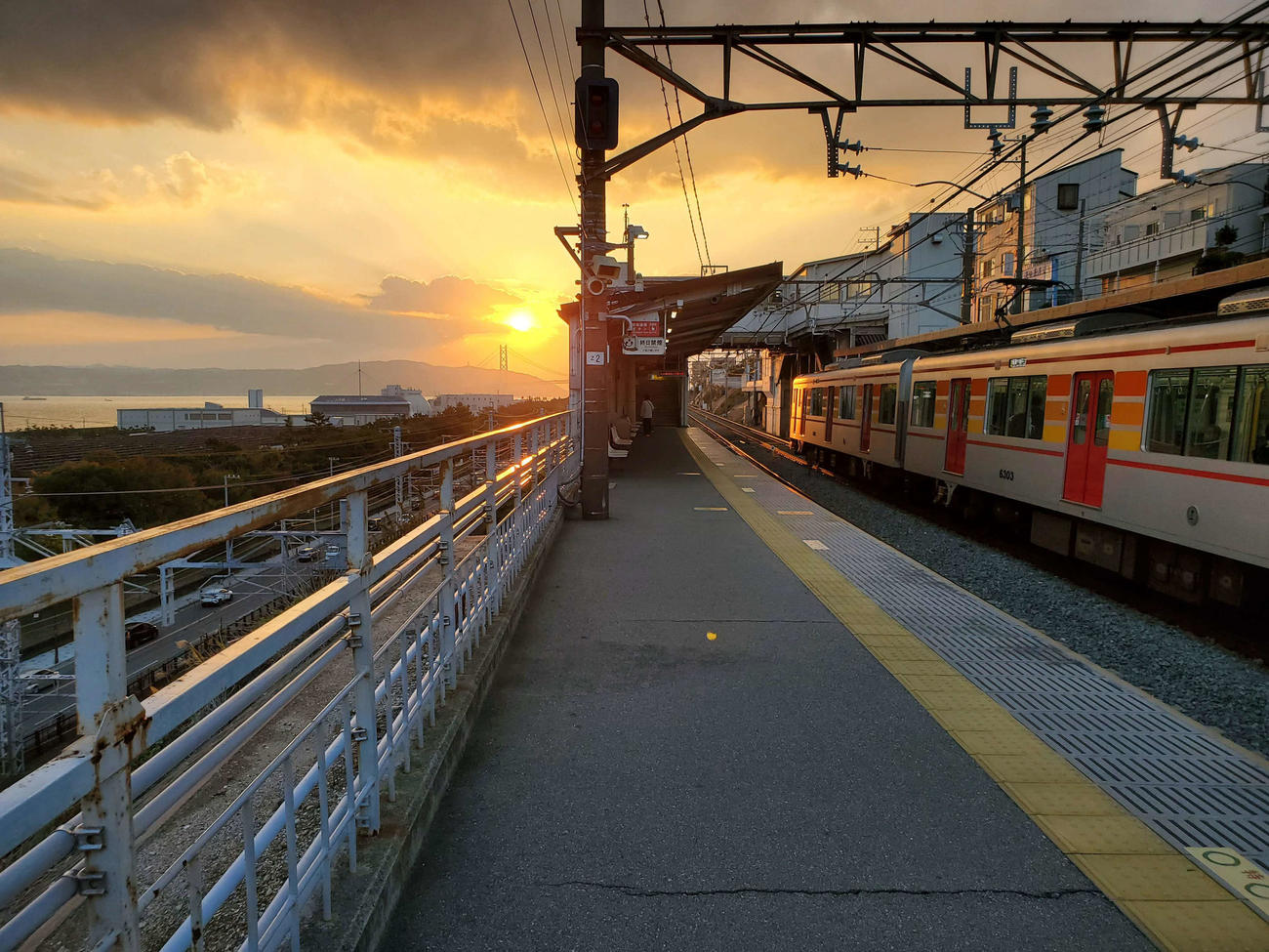 〈14〉滝の茶屋駅の夕暮れ
