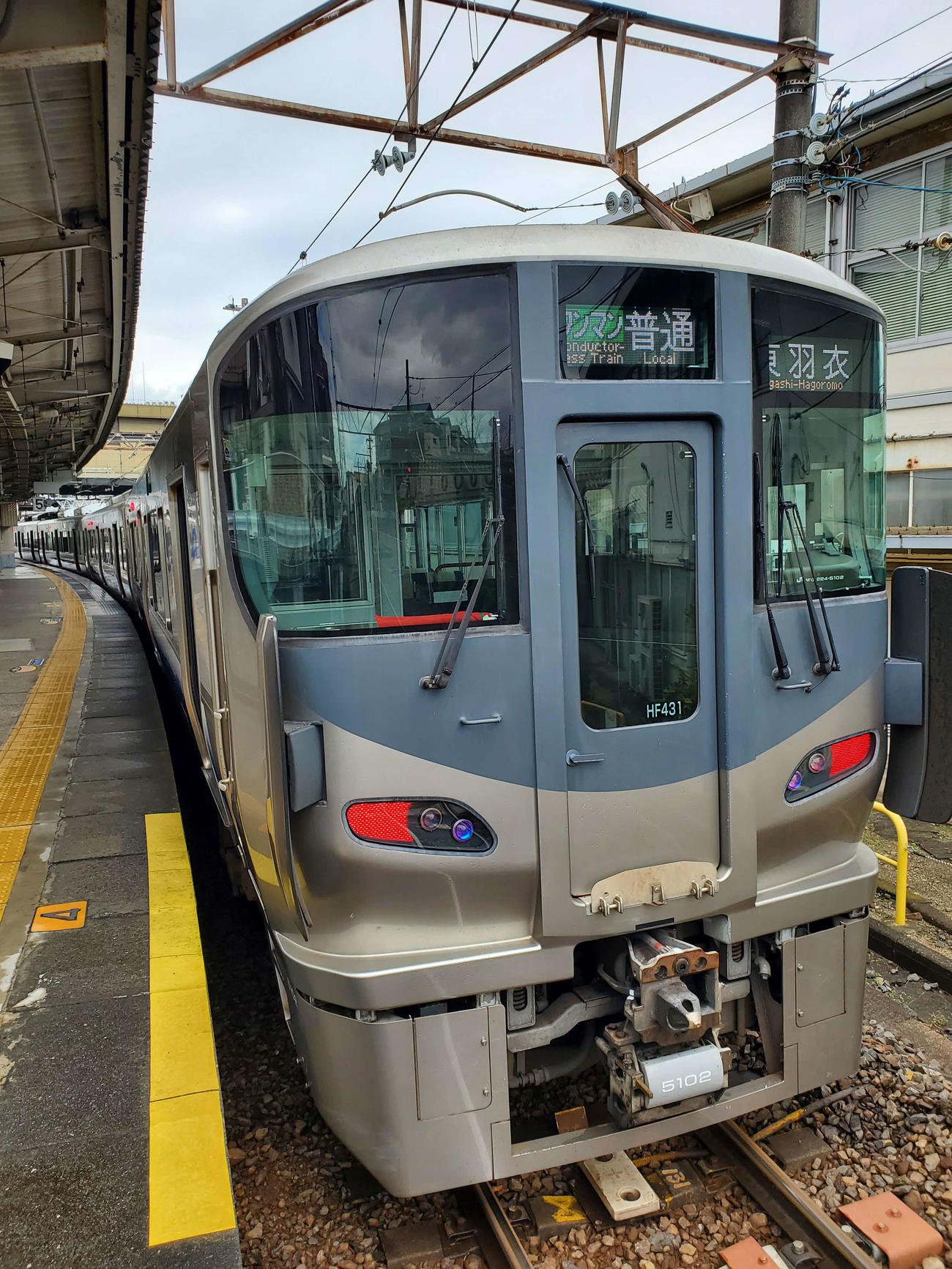 〈3〉羽衣線に使用される車両はワンマン運転