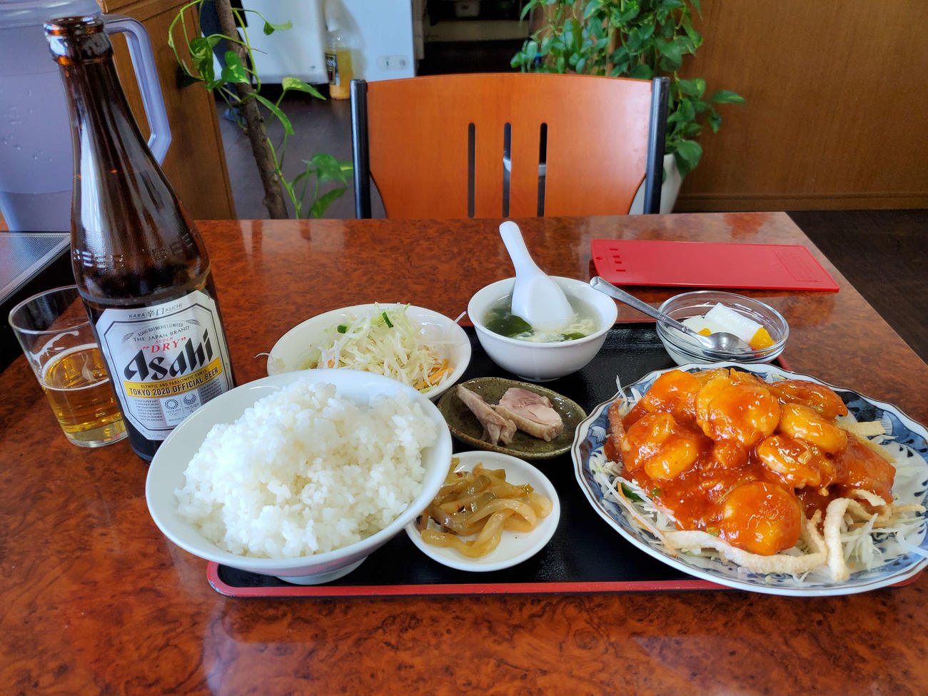 〈5〉ランチは中華とビール