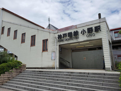 〈13〉小野市の中心駅となる小野駅