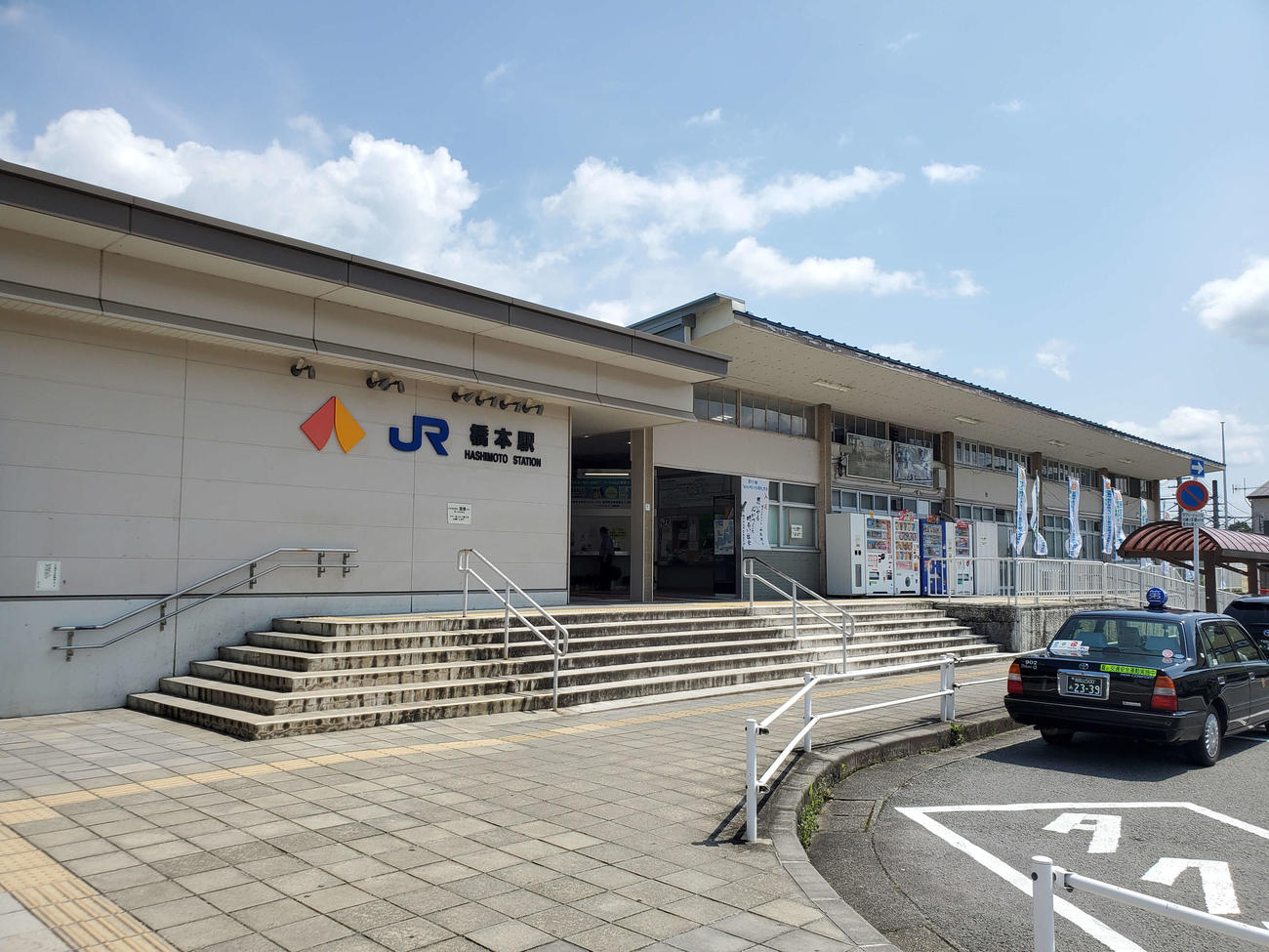 〈6〉南海高野線との接続駅である橋本駅