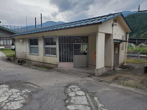 〈14〉北小谷の駅舎