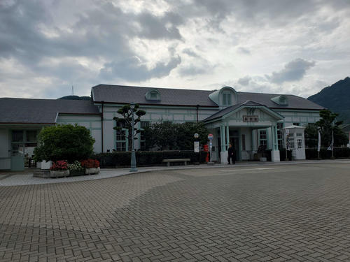 〈11〉登録有形文化財でもある萩駅