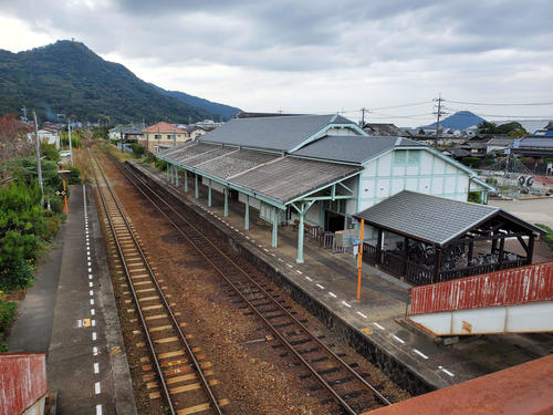 〈12〉跨線橋から俯瞰する