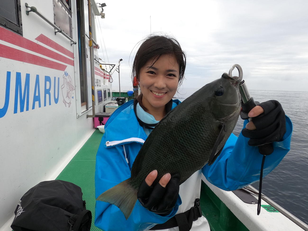 本命他メジナ（写真）マヅラハギ、イサキ多数と好釣