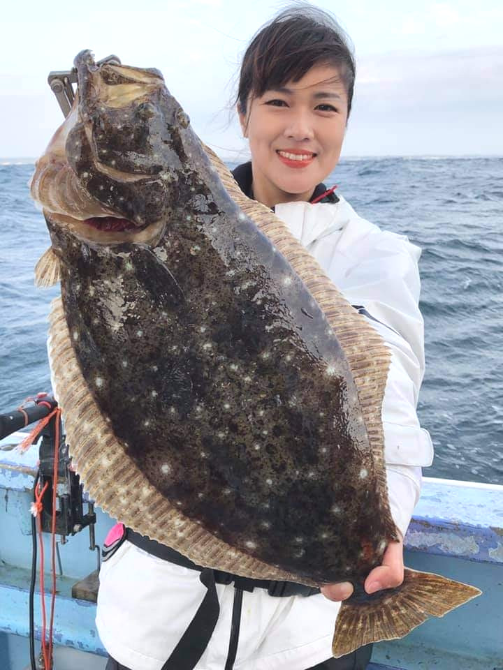 昨年は1.8キロを釣り上げ笑顔で披露も、再会はかなわなかった