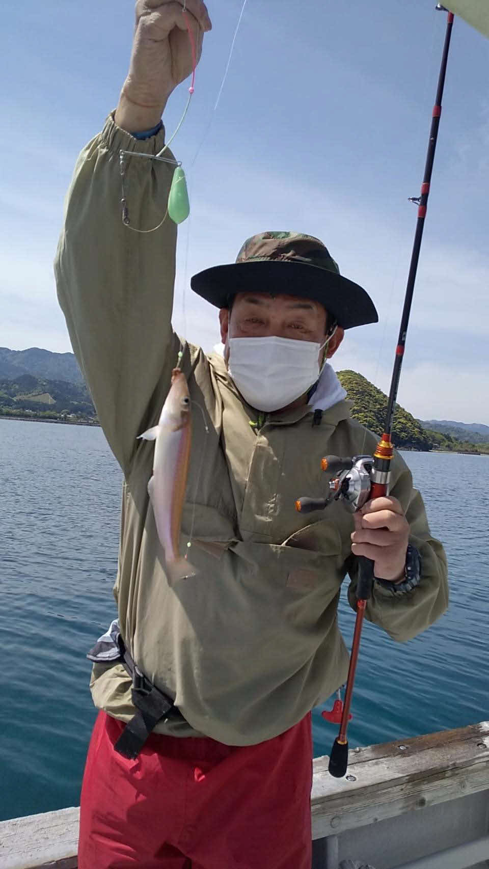 両型の太キスを披露する森井さん