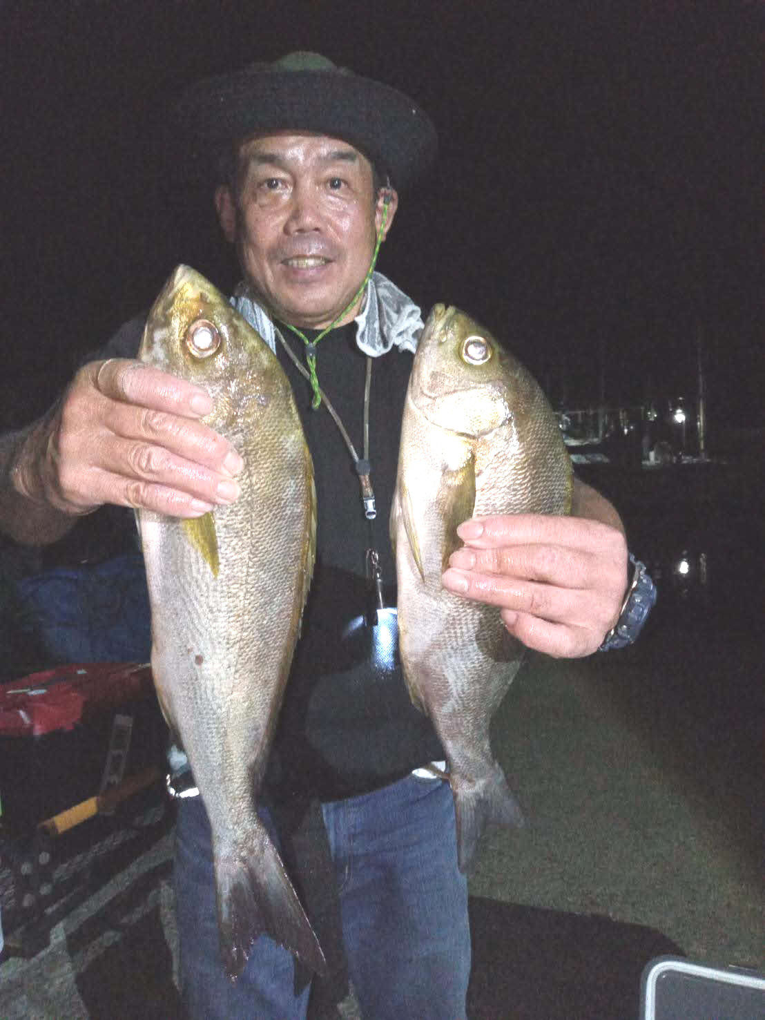 森井さんが大型イサギをダブルでゲット