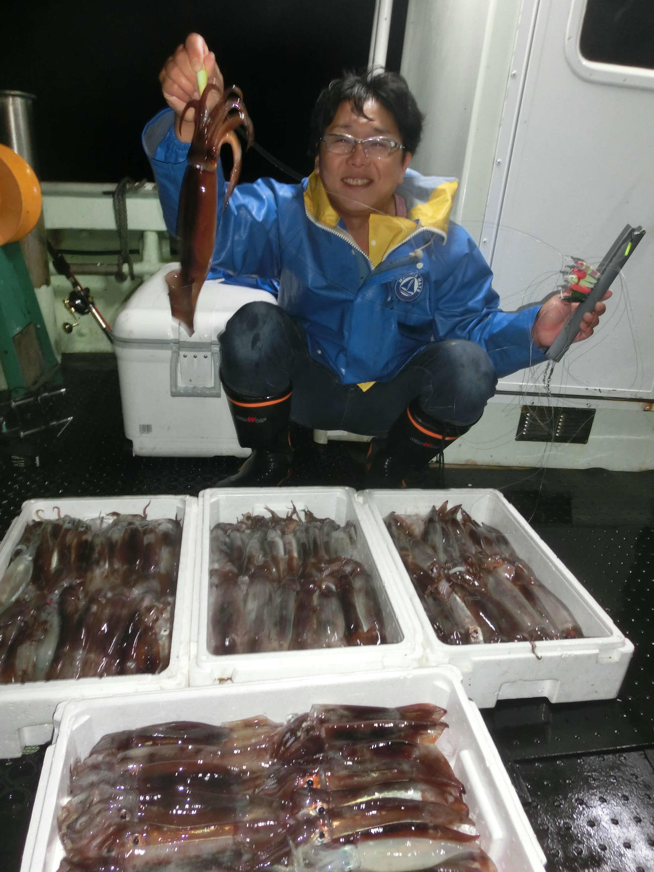 美国沖で良型マイカを多く釣った札幌市の佐々木一伸さん