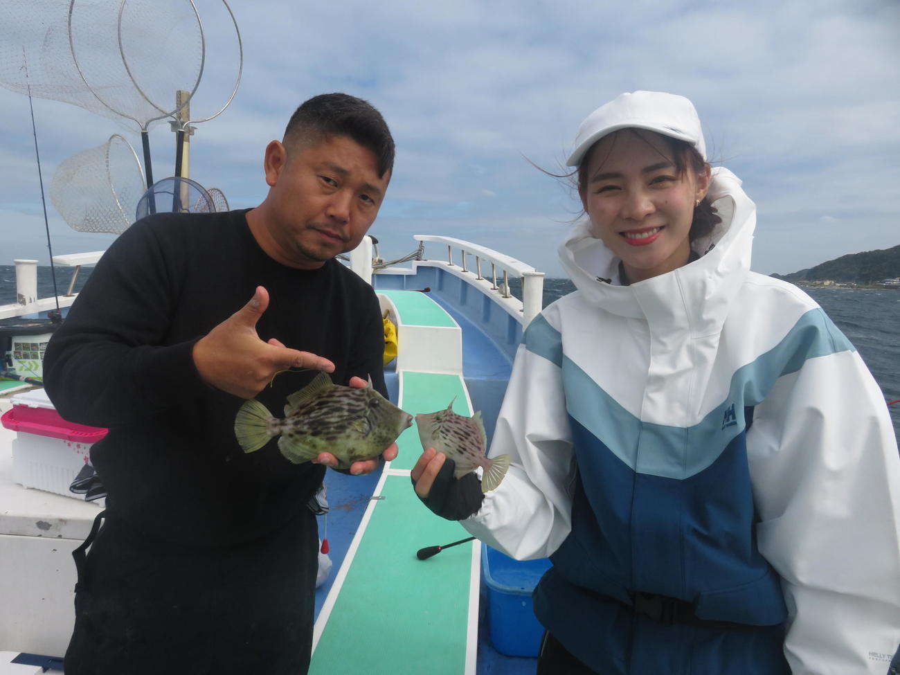 ユージ船長（左）を先生に健闘したつーちゃん