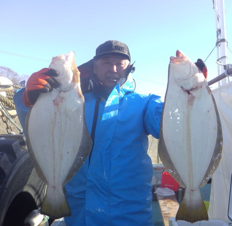 ヒラメ釣りを楽しんだ札幌市の秋元さん