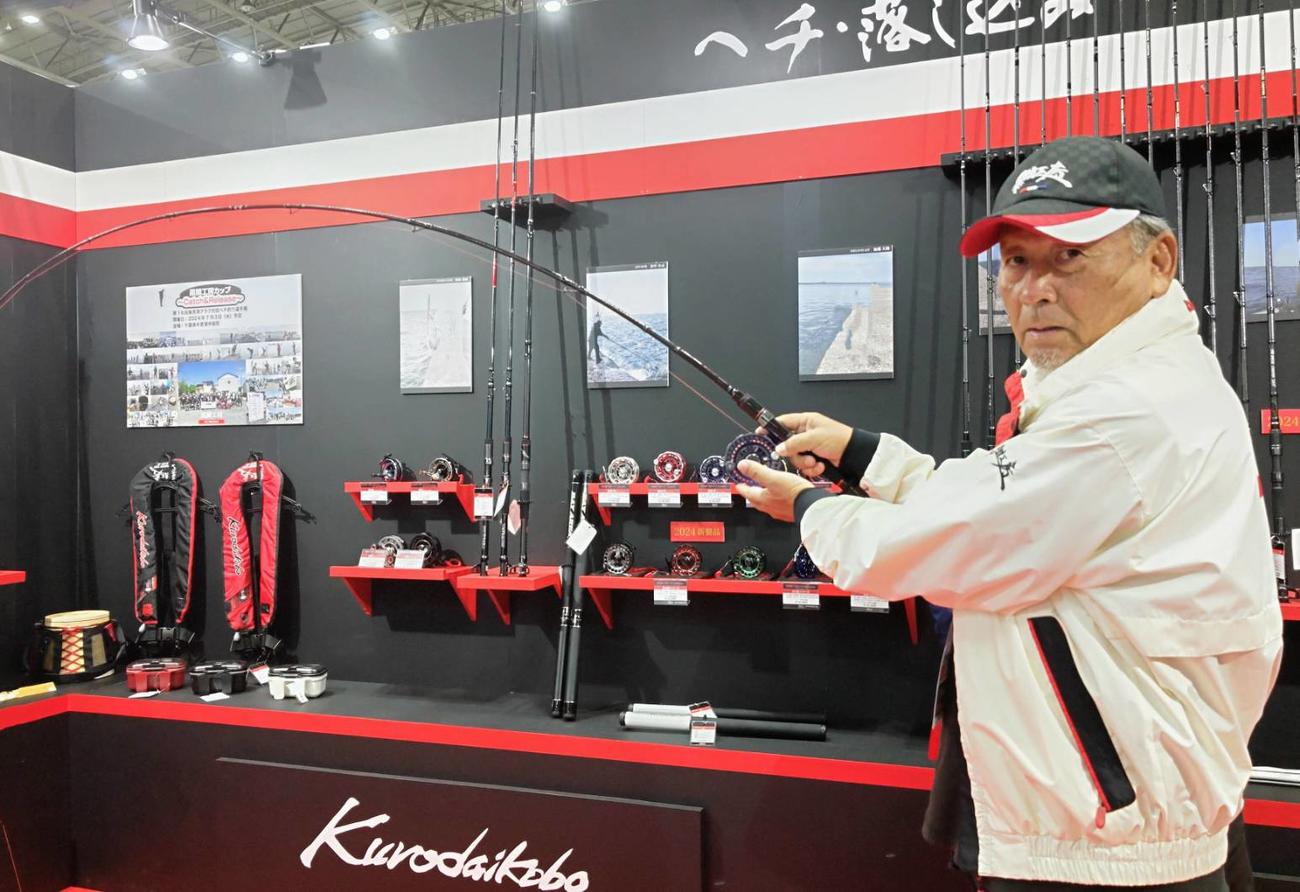 郡雄太郎アドバイザーは新作のヘチザオをアピール