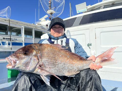 飯岡「梅花丸」で7・5キロの大ダイ出た
