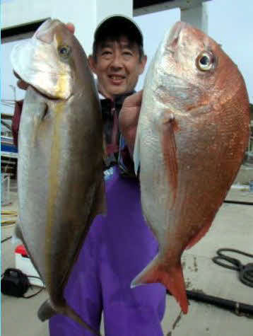 保田「村井丸」の落とし込み釣りはどんな大物が食っているのか上げてからのお楽しみ