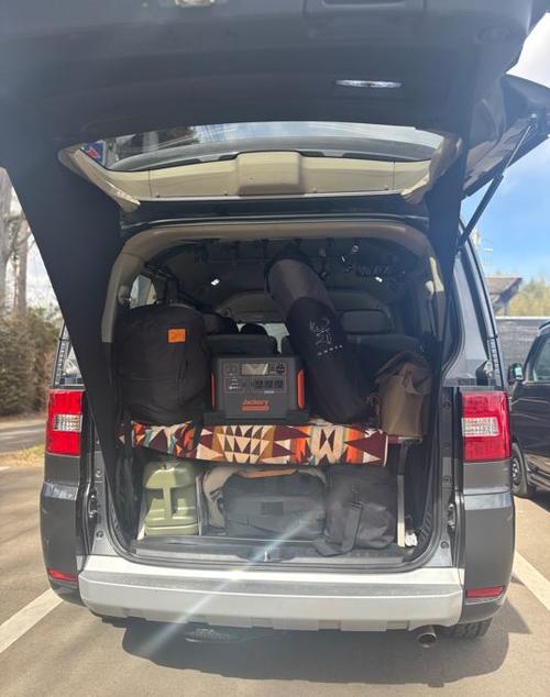 2段式の収納スペースにしているおかまり車