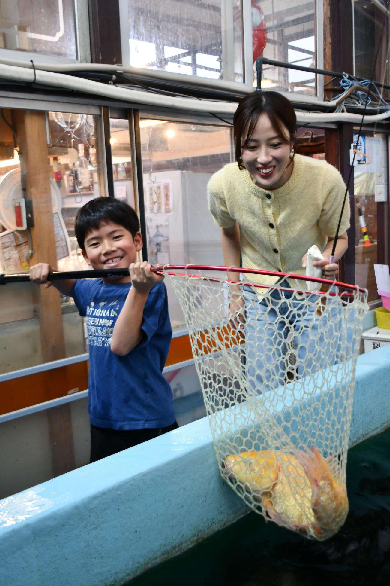 銭湯を改造した「旗の台つりぼり店」で開催された「夏休み親子釣り教室＆食育講座」