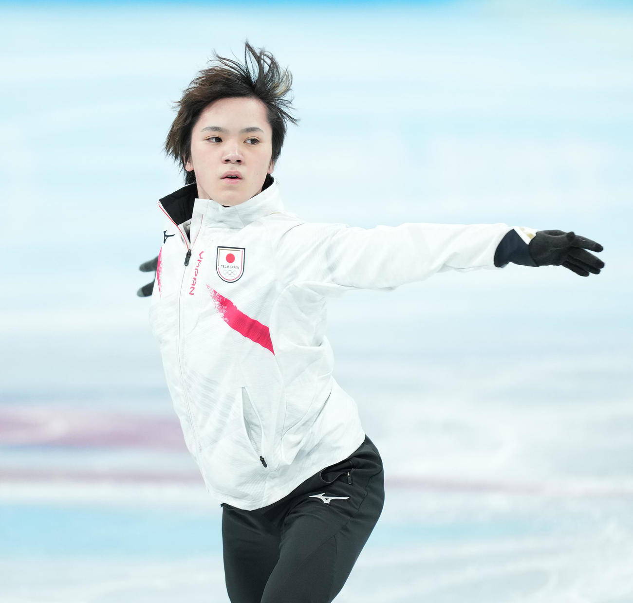 北京五輪会場の首都体育館で練習する宇野（撮影・菅敏）