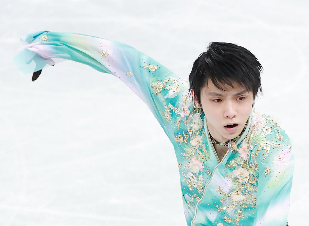 全日本選手権でフリーの演技をする羽生結弦（2021年12月26日撮影）