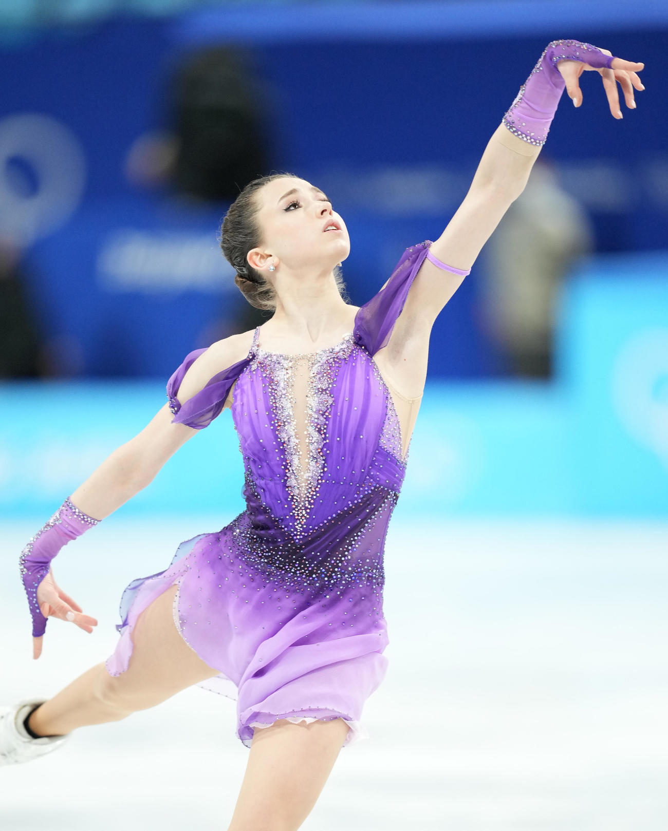 フィギュアスケート団体　女子SPで演技するワリエワ（撮影・菅敏）