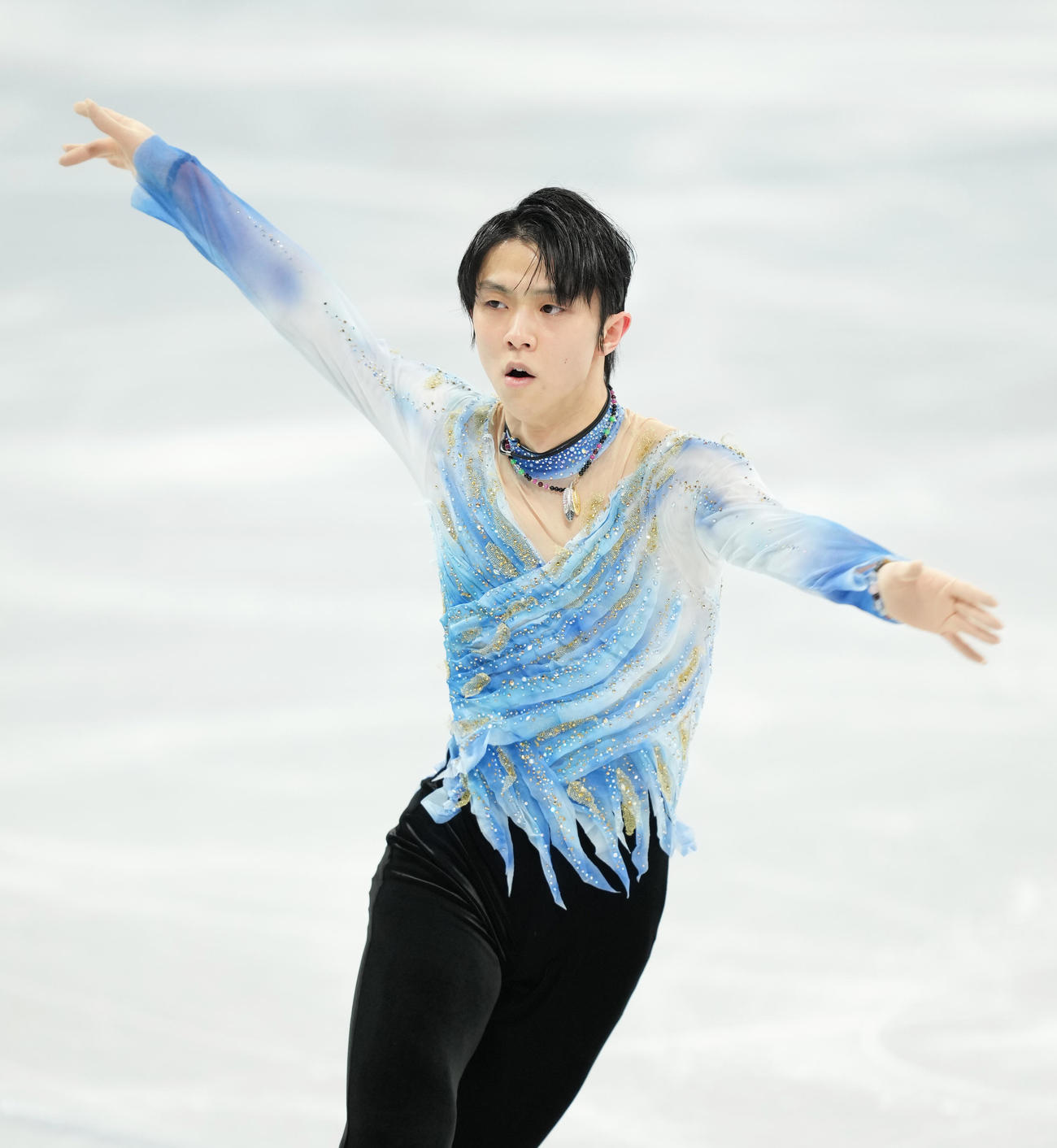 フィギュアスケート、男子SPで演技する羽生（撮影・菅敏）
