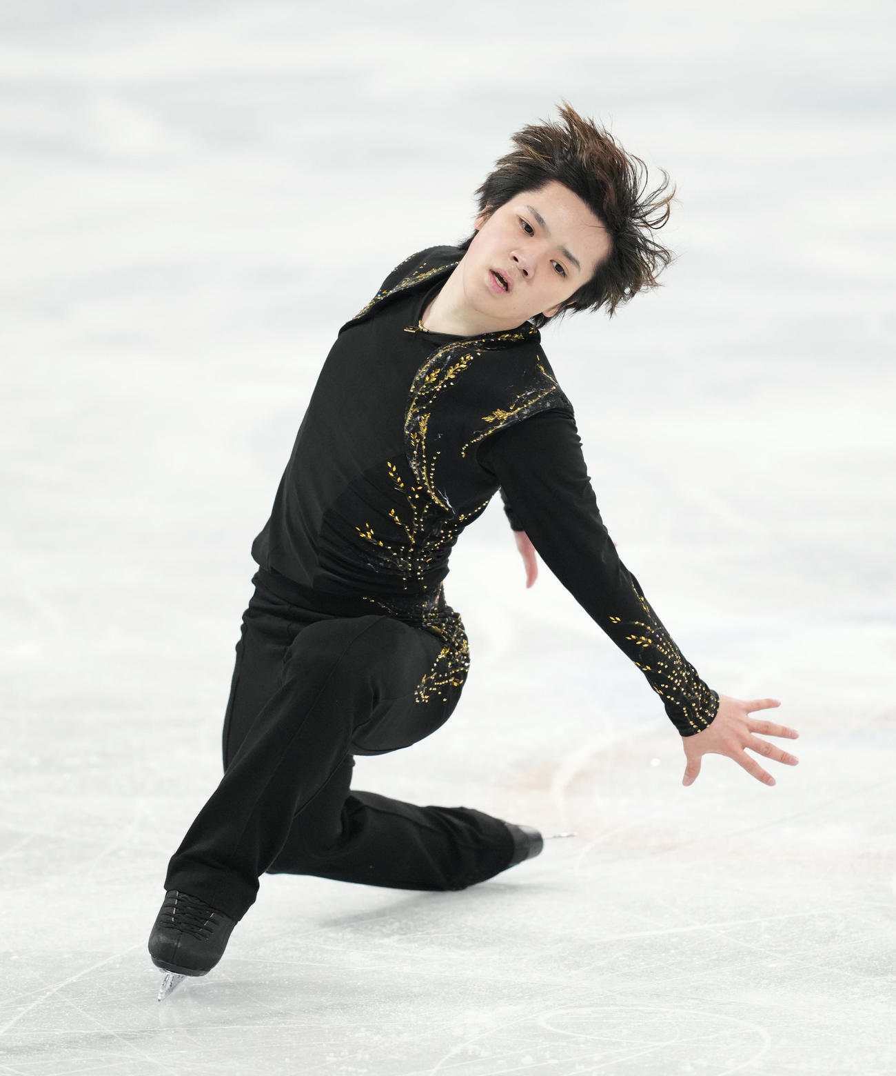フィギュアスケート、男子フリーで演技する宇野（撮影・菅敏）