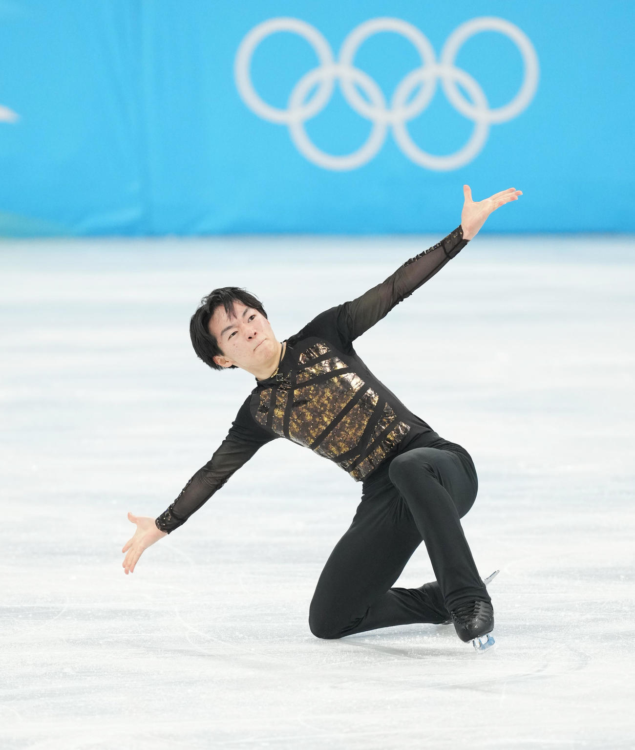 フィギュアスケート、男子フリーで演技する鍵山（撮影・菅敏）