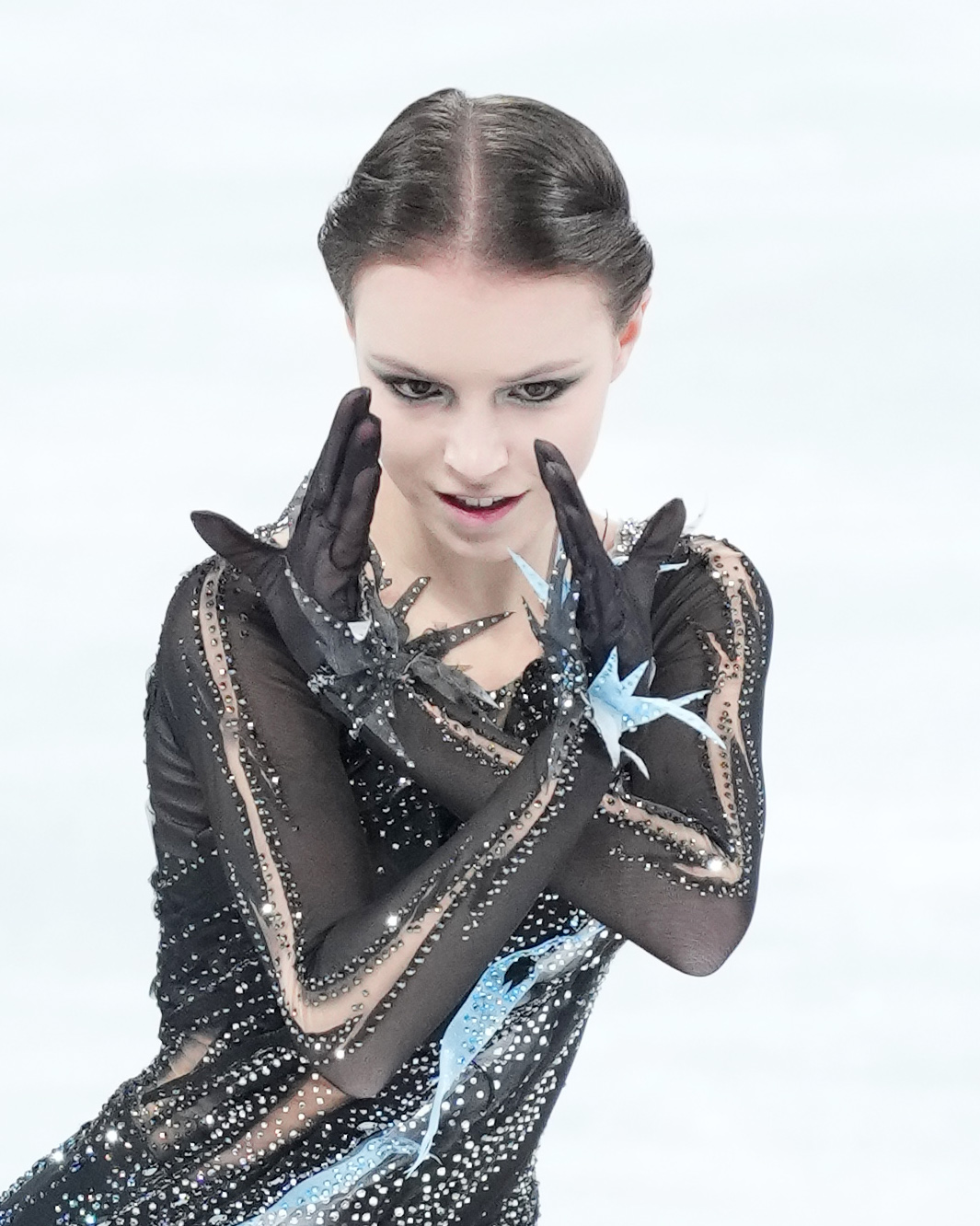 フィギュアスケート、女子SPで演技するシェルバコワ（撮影・菅敏）