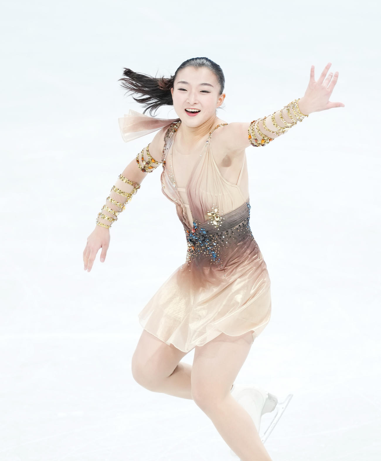 フィギュアスケート、女子SPで演技する坂本（撮影・菅敏）