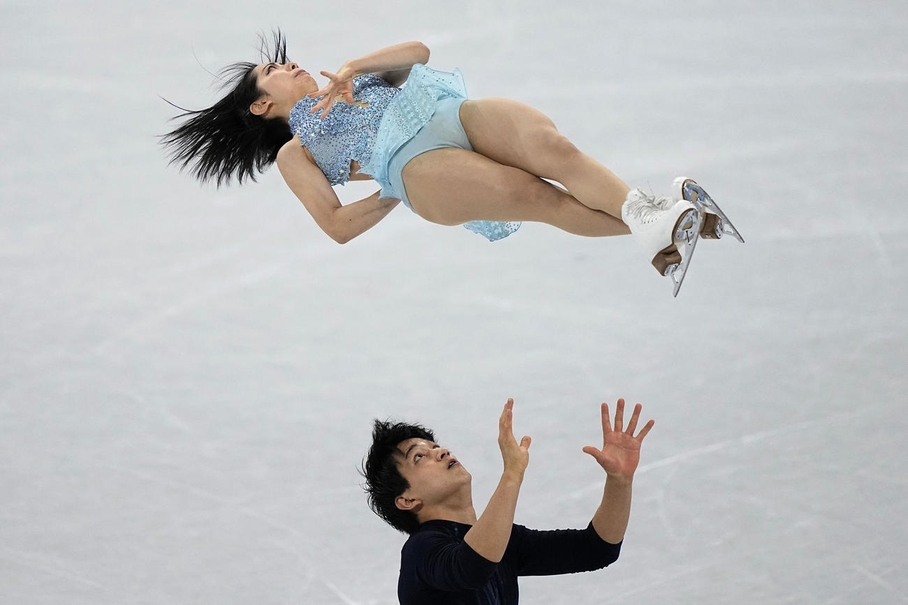 三浦璃来、木原龍一組の演技（AP）