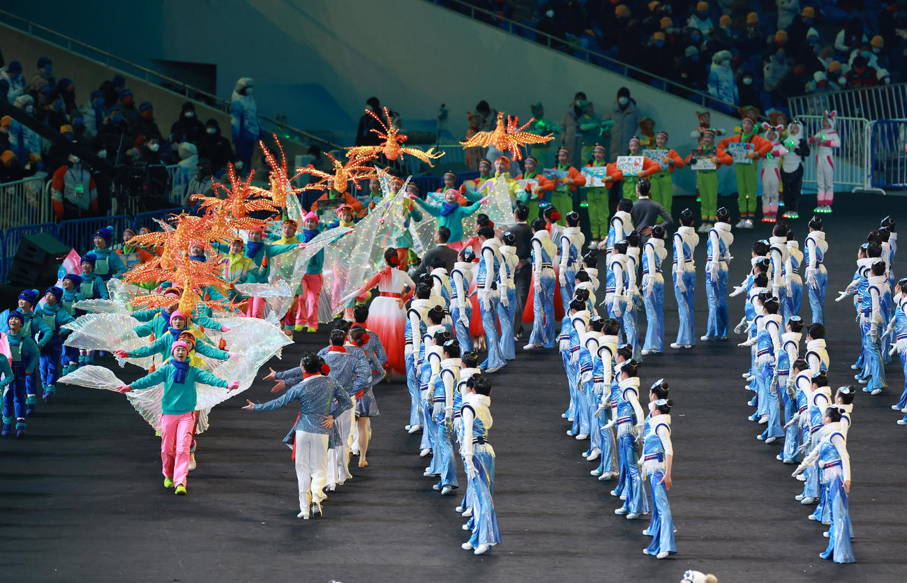 北京五輪開会式を前に盛り上げるパフォーマーたち（撮影・垰建太）